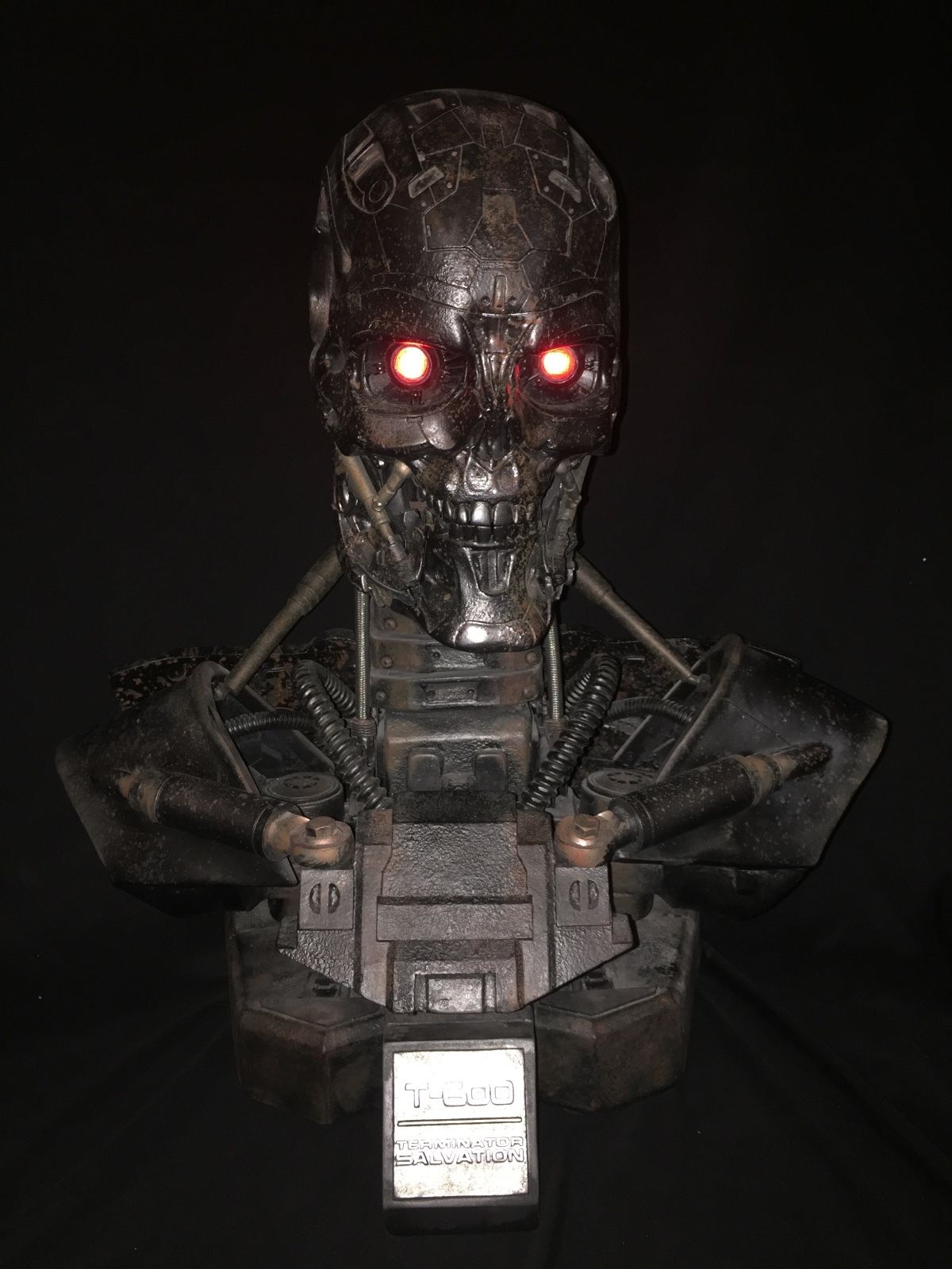 Sideshow-Terminator-Salvation-t-600-Endoskeleton-Life-Size-Bust