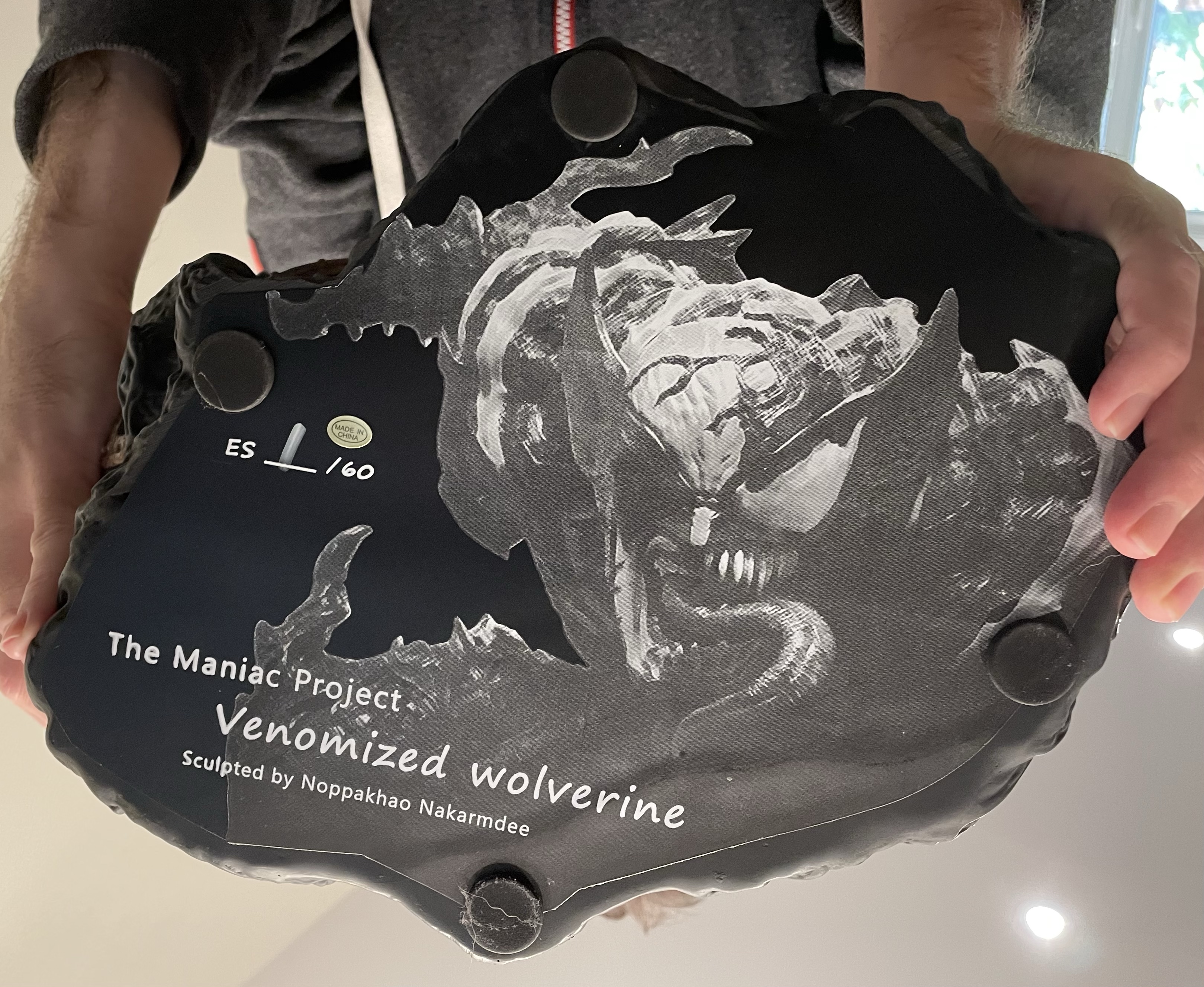 Custom venomized wolverine The maniac project – Statue Unboxing